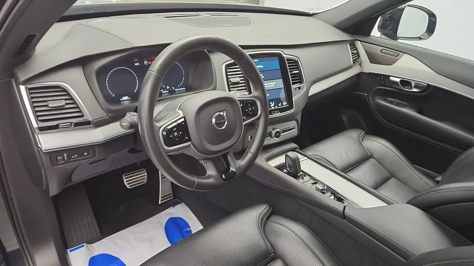 VOLVO XC90 -