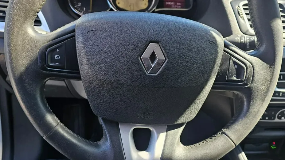 RENAULT Megane -