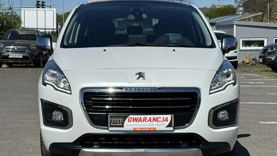 PEUGEOT 3008 -