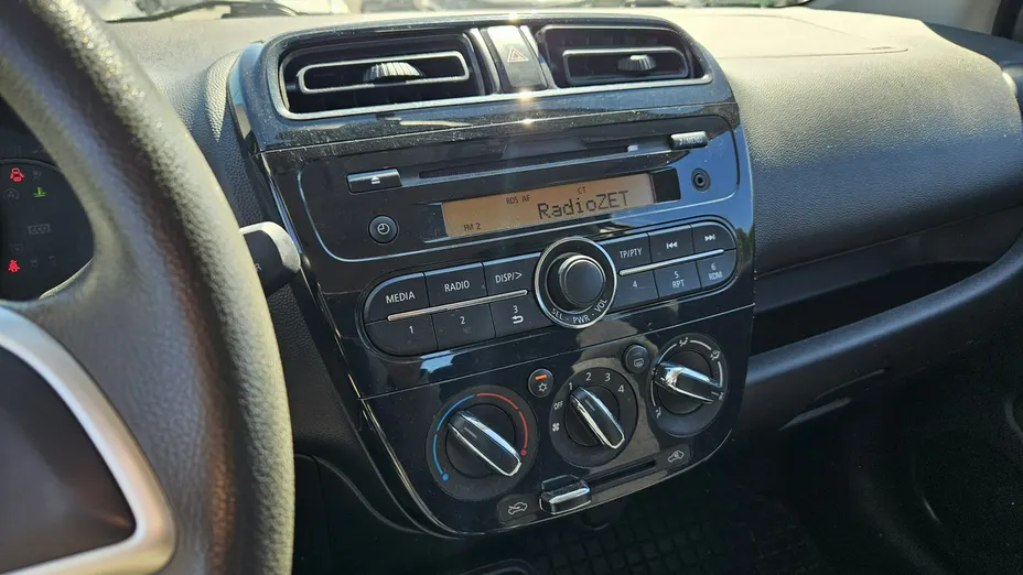MITSUBISHI Space Star -