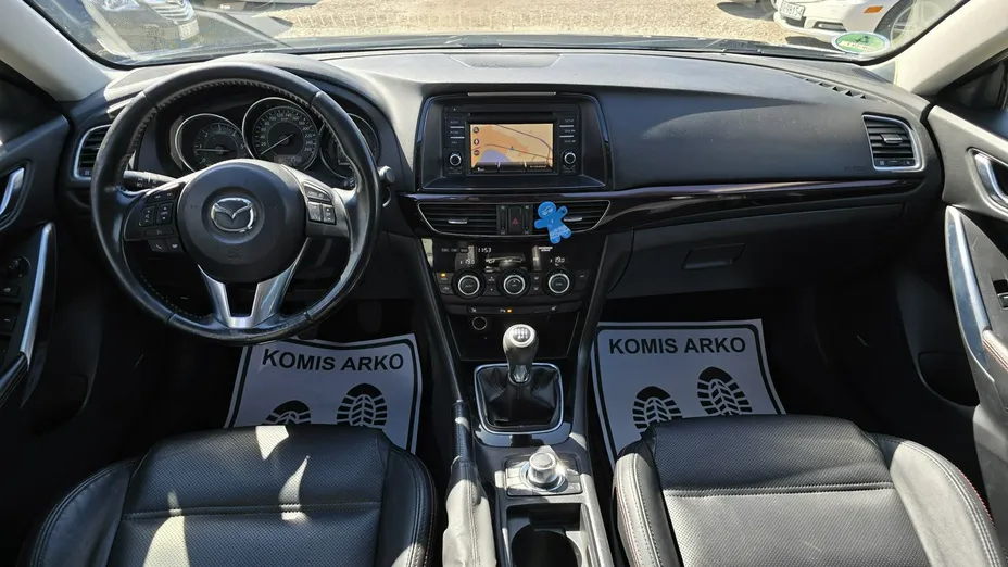 MAZDA 6 -