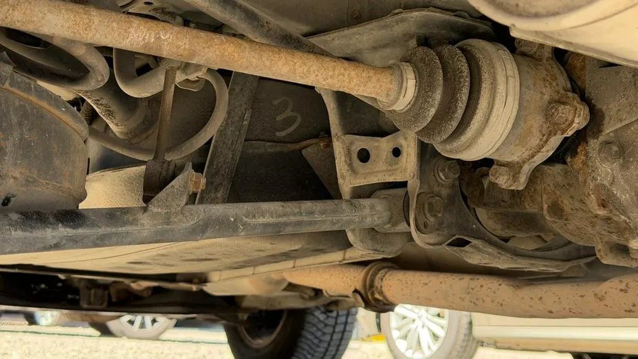 TOYOTA RAV4 -