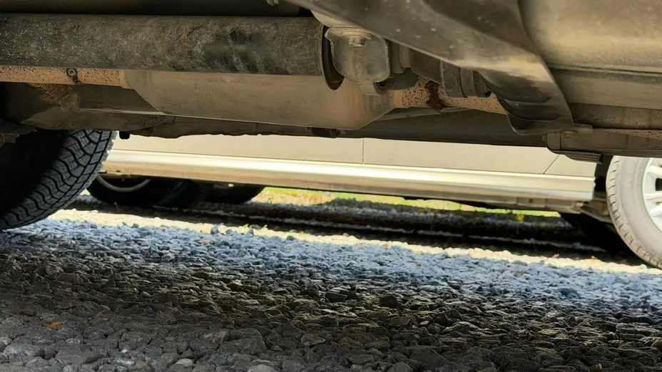 TOYOTA RAV4 -