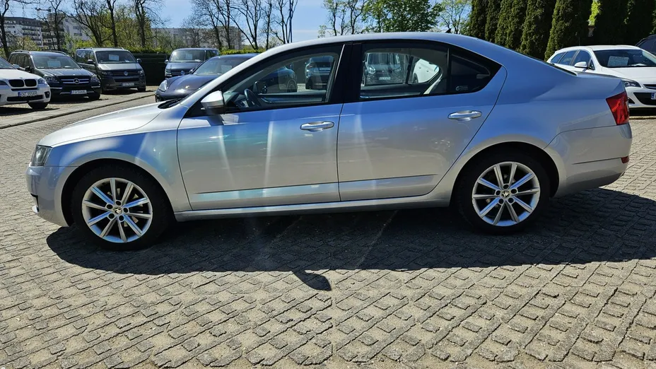 SKODA Octavia -