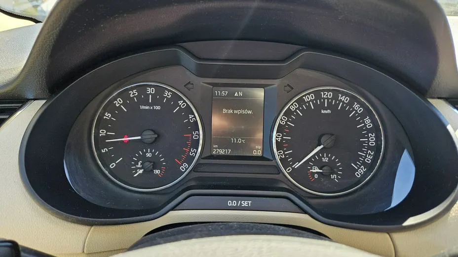 SKODA Octavia -