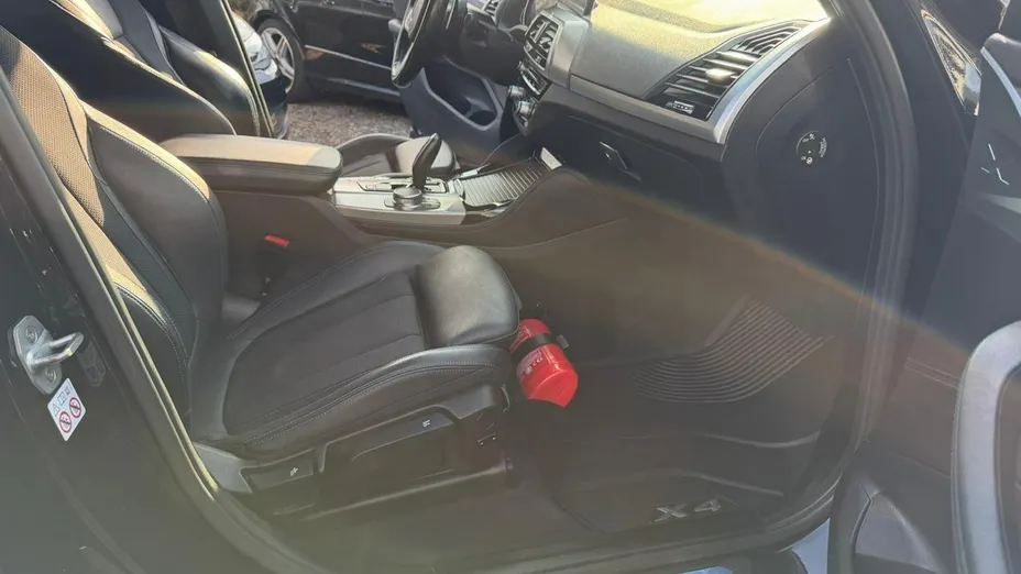BMW X4 -