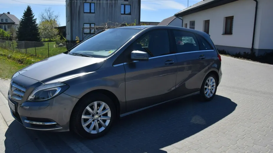 MERCEDES-BENZ B Klasa -