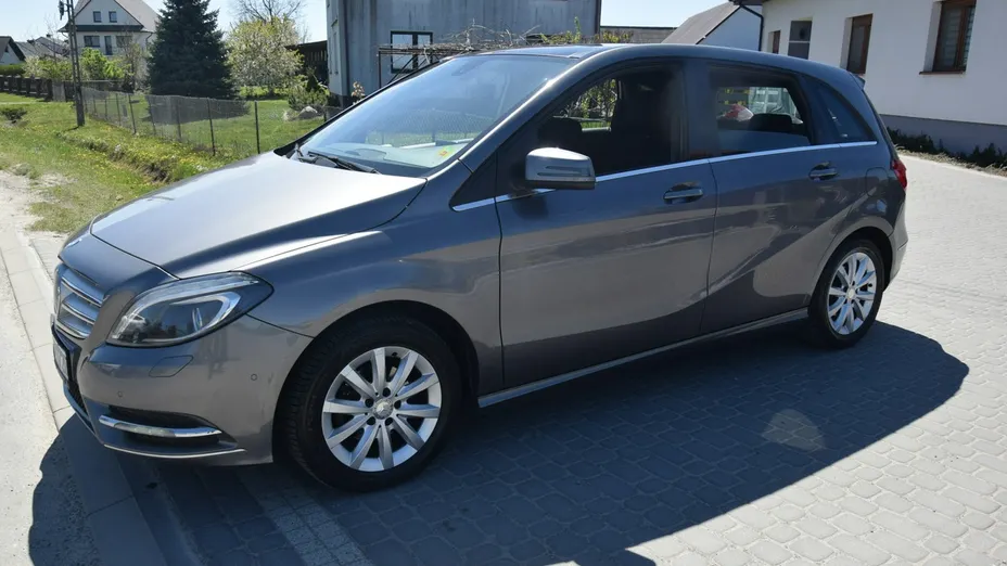 MERCEDES-BENZ B Klasa -