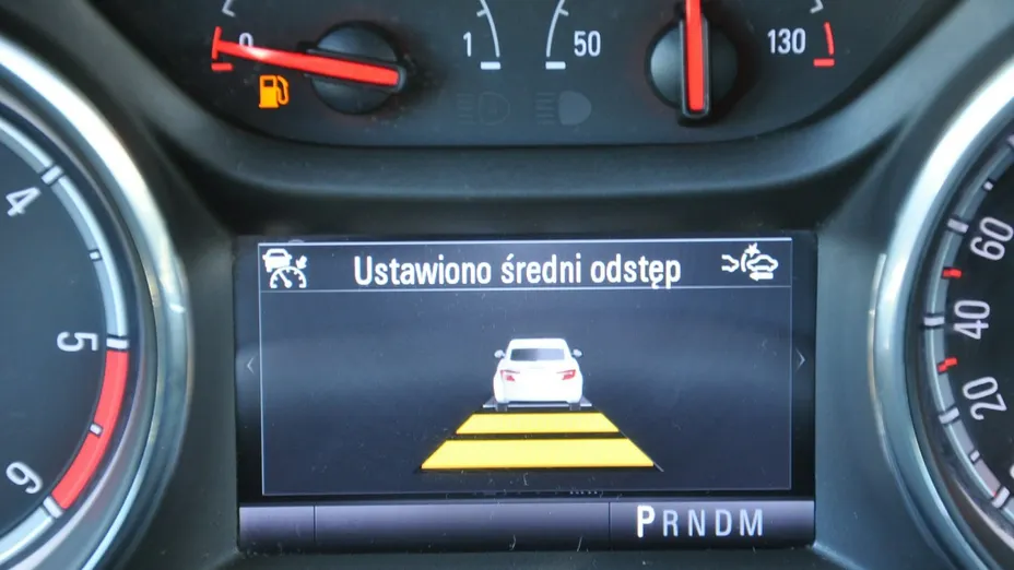 OPEL Insignia -