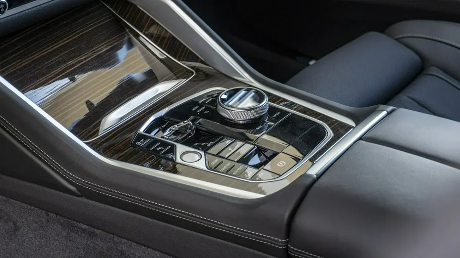 BMW X6 -