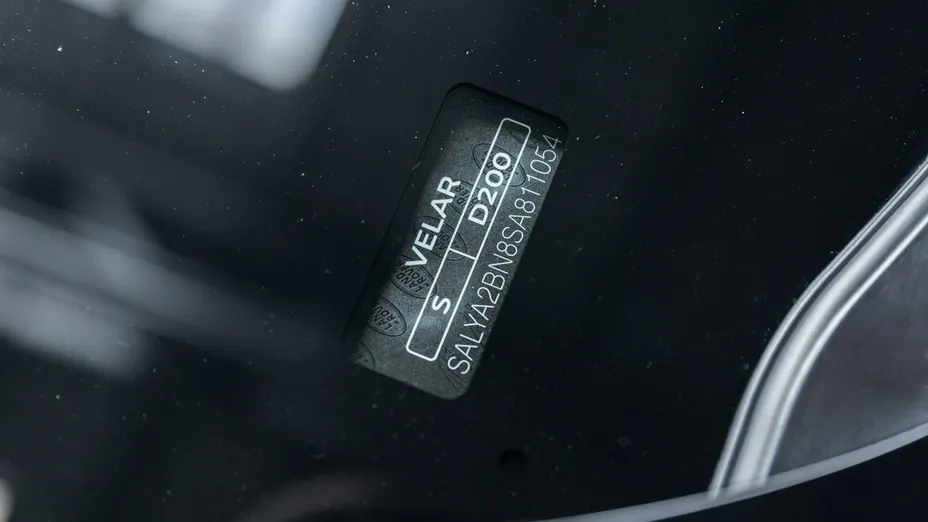 LAND ROVER Range Rover Velar -