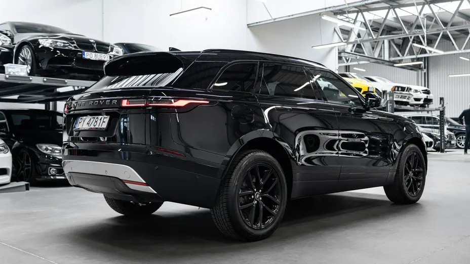 LAND ROVER Range Rover Velar -