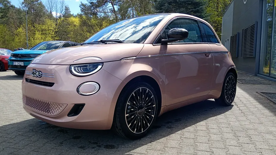 FIAT 500 -