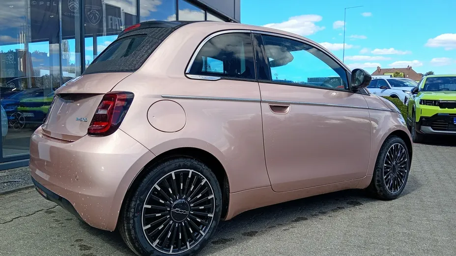 FIAT 500 -