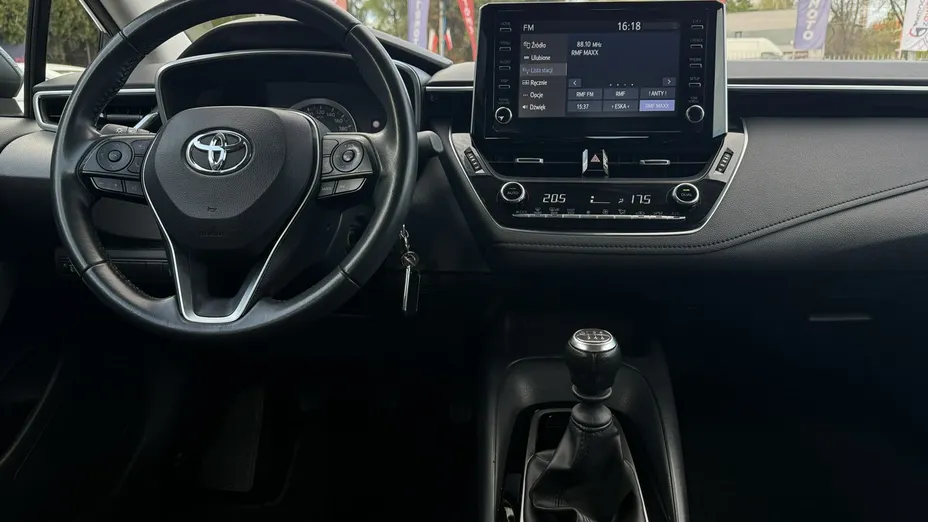 TOYOTA Corolla -