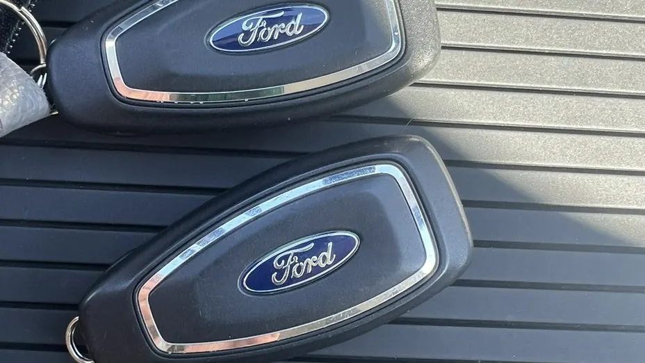 FORD Kuga -