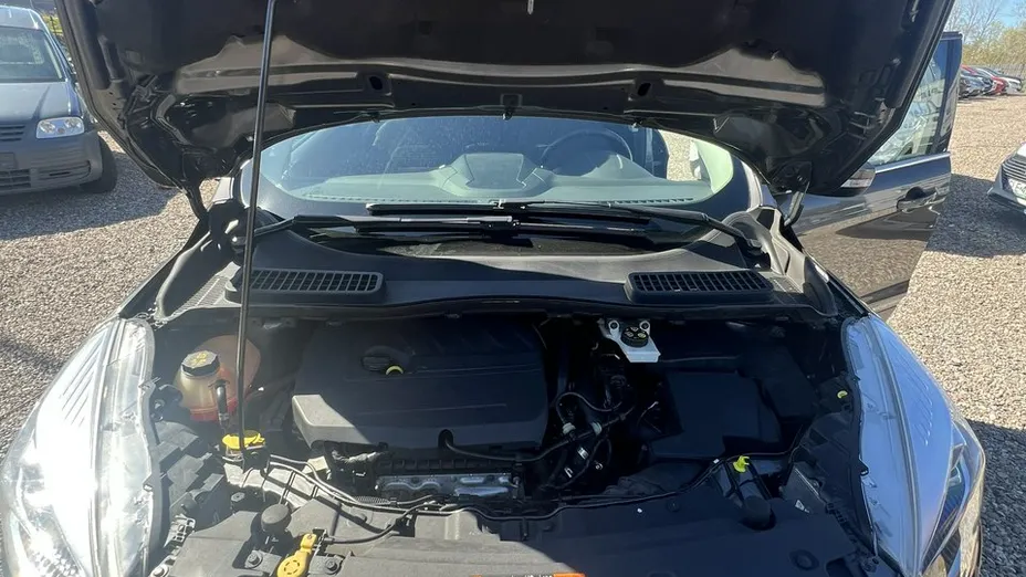 FORD Kuga -