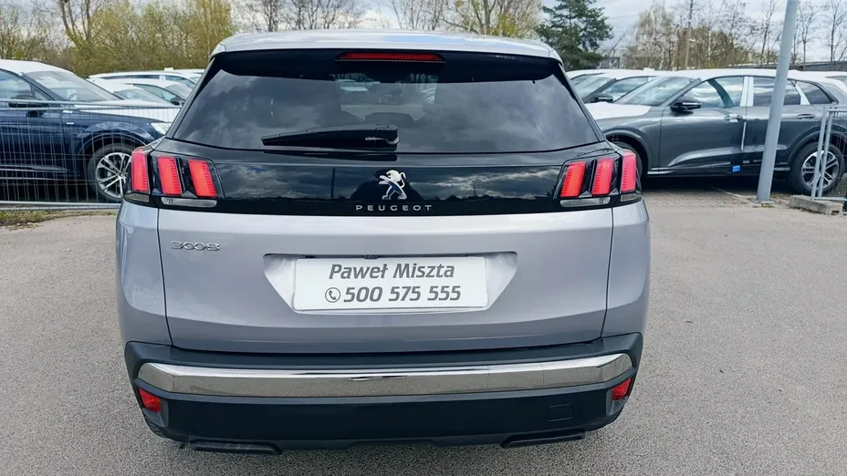 PEUGEOT 3008 -
