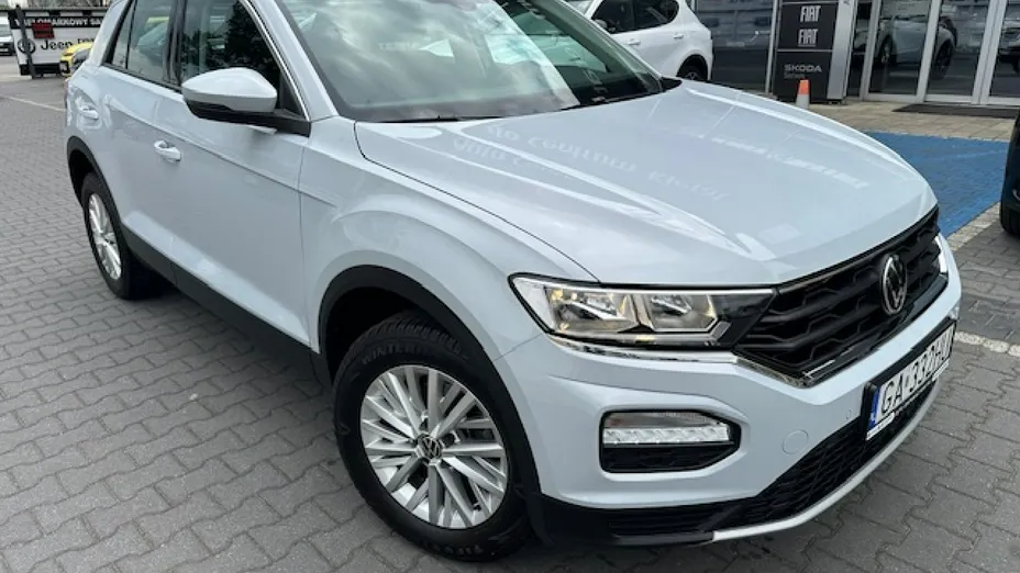 VOLKSWAGEN T-ROC -