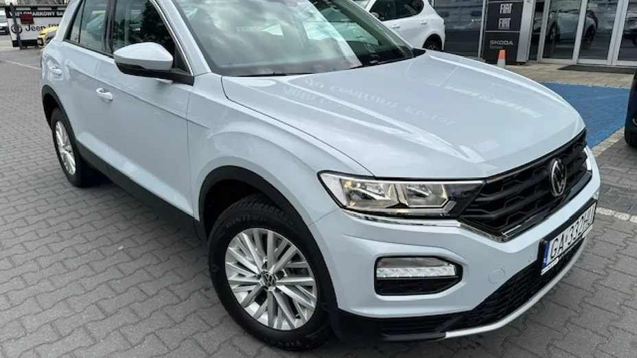 VOLKSWAGEN T-ROC -