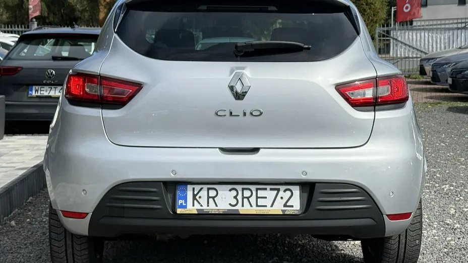 RENAULT Clio -
