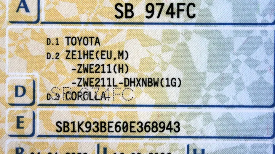TOYOTA Corolla -