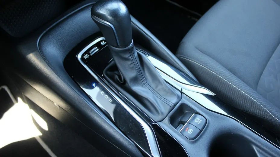 TOYOTA Corolla -