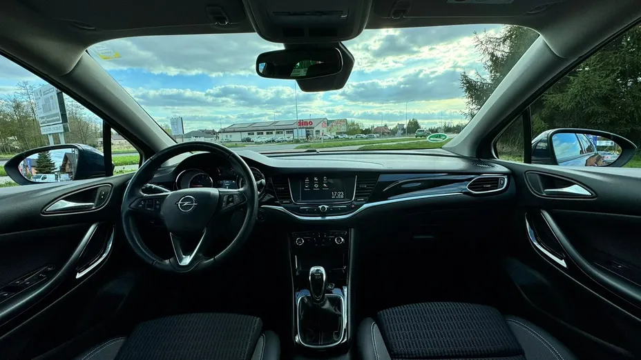 OPEL Astra -