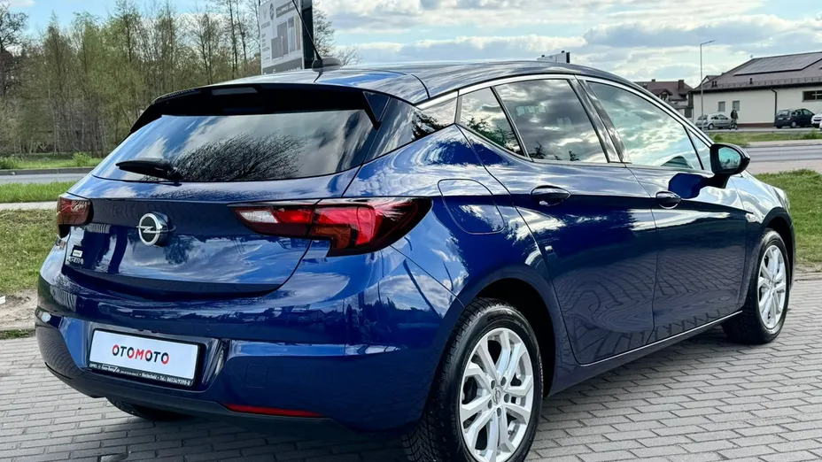 OPEL Astra -