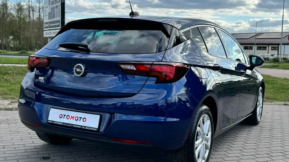 OPEL Astra -