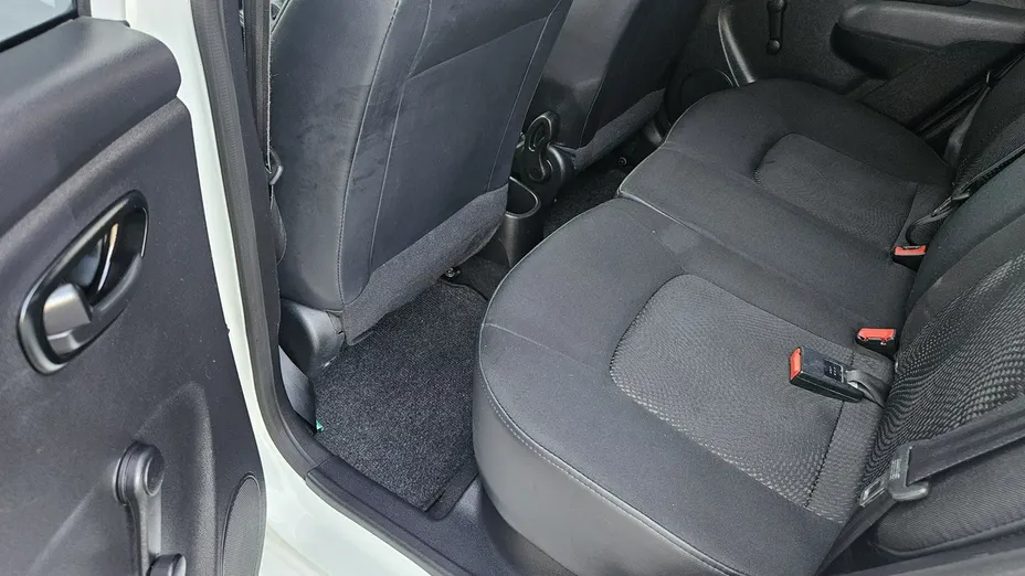 HYUNDAI i10 -