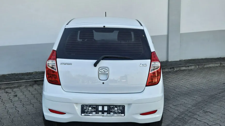 HYUNDAI i10 -