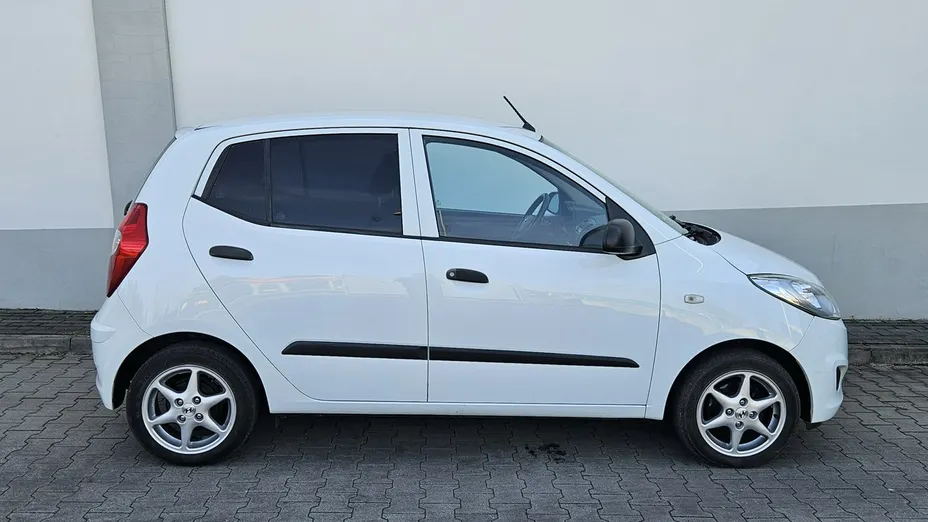 HYUNDAI i10 -