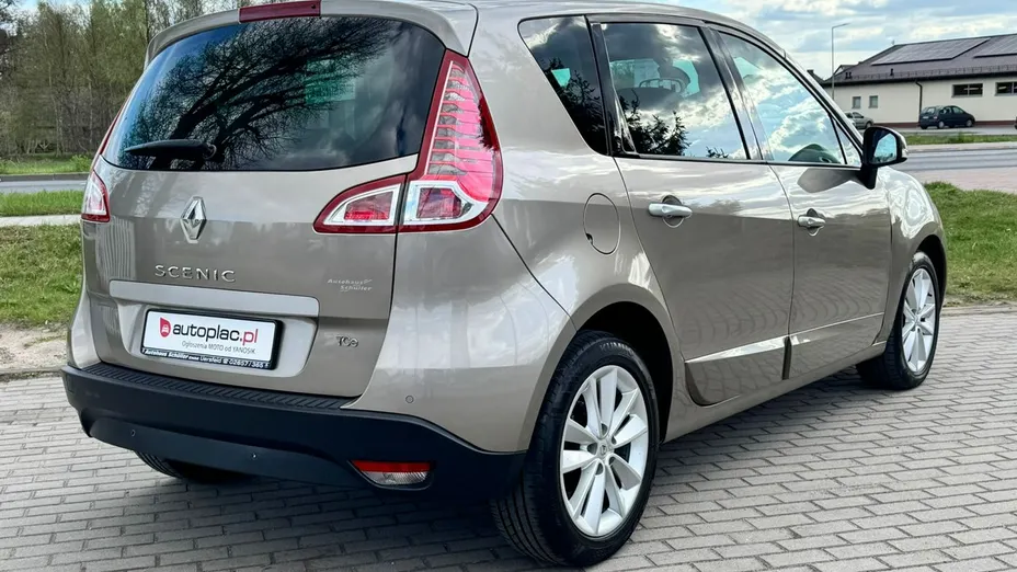 RENAULT Scenic -