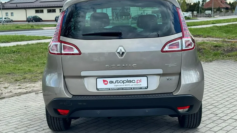 RENAULT Scenic -