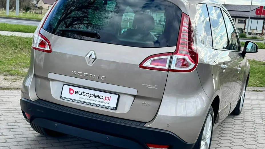 RENAULT Scenic -