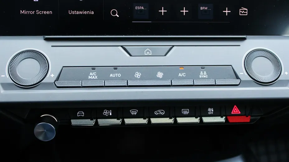 PEUGEOT 308 -