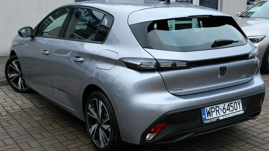 PEUGEOT 308 -