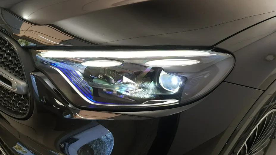 MERCEDES-BENZ GLC -