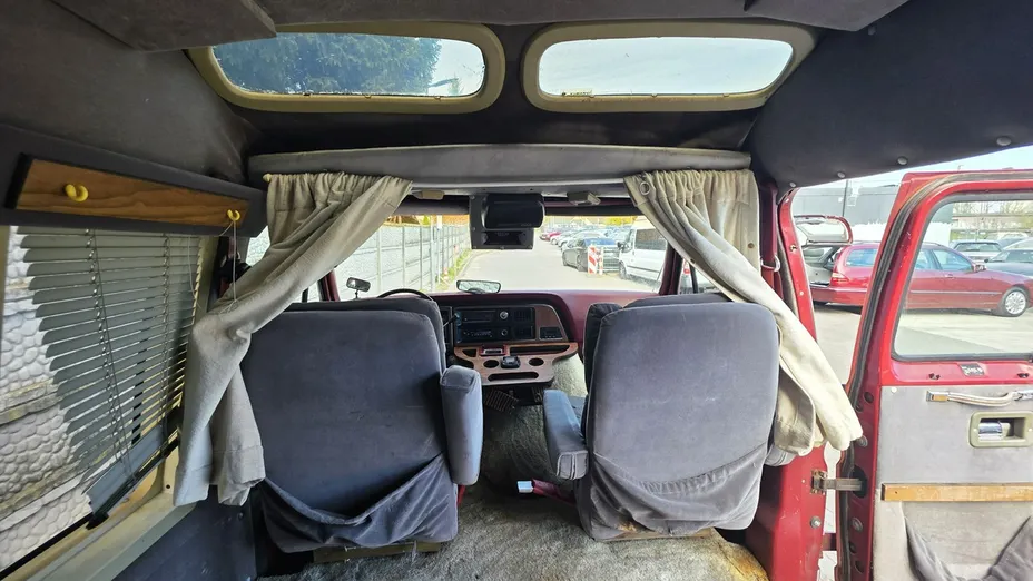 FORD Econoline -