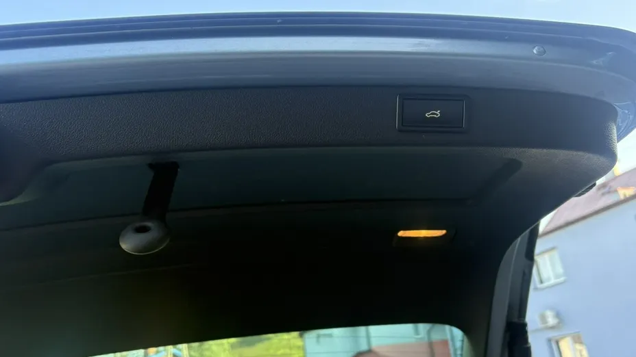 SKODA Superb -