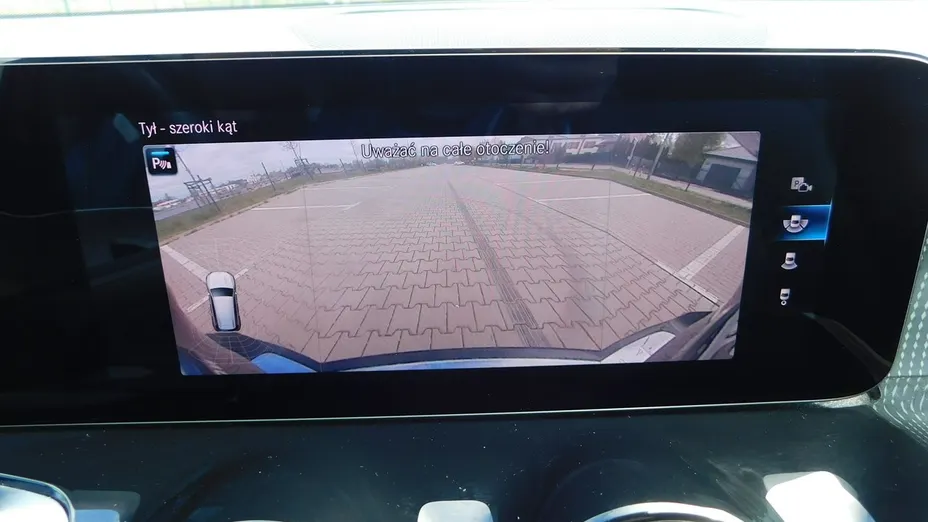 MERCEDES-BENZ GLB -