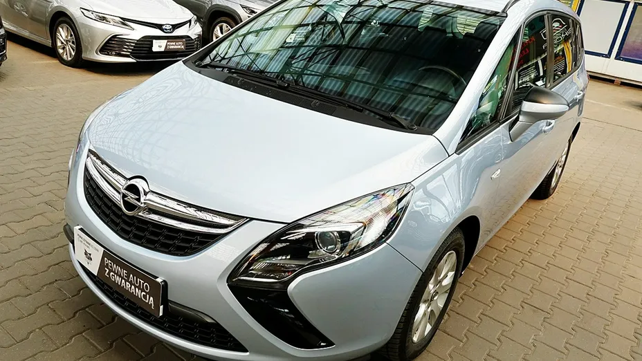 OPEL Zafira -