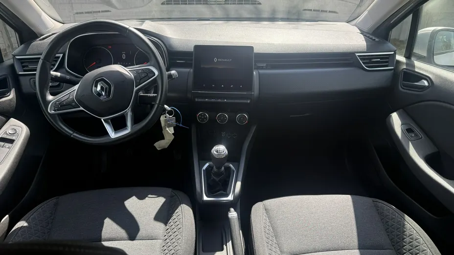 RENAULT Clio -
