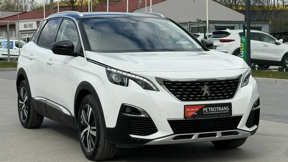 PEUGEOT 3008 -