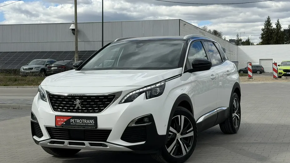 PEUGEOT 3008 -