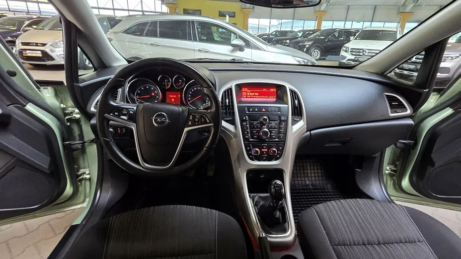 OPEL Astra -