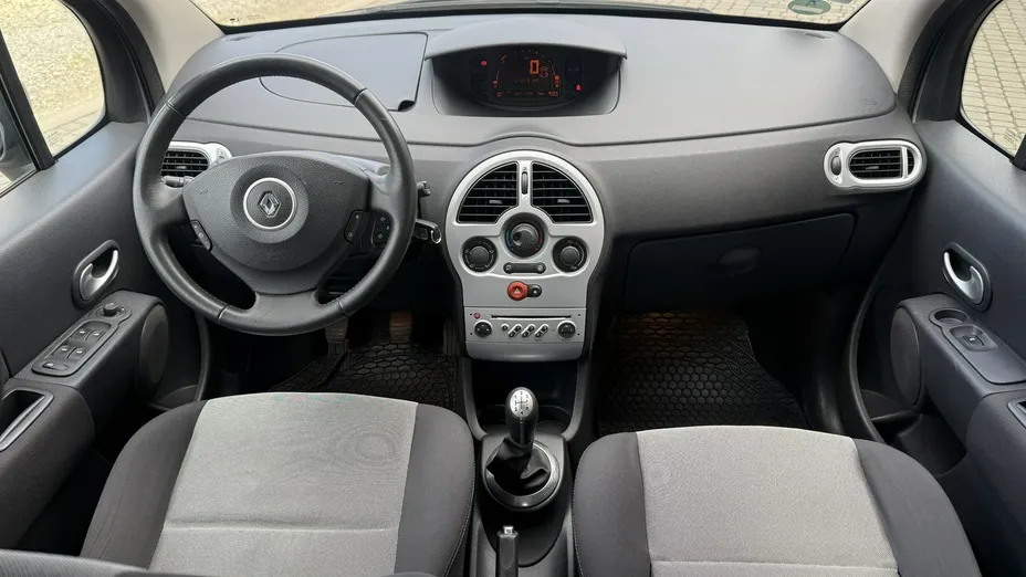 RENAULT Modus -