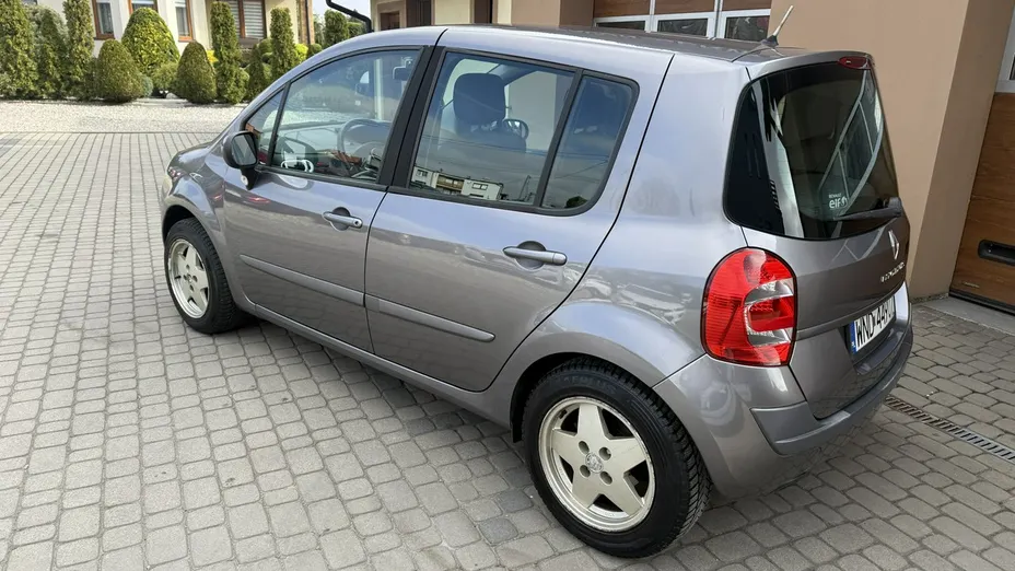 RENAULT Modus -