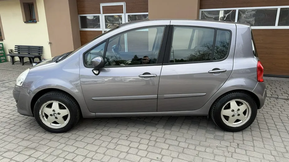 RENAULT Modus -